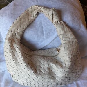 Urban Expressions Cream Woven Hobo Bag